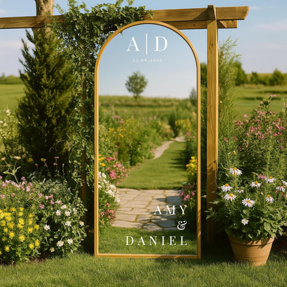 Wedding Mirror Vinyl Decal - Elegant Serif Welcome Sign